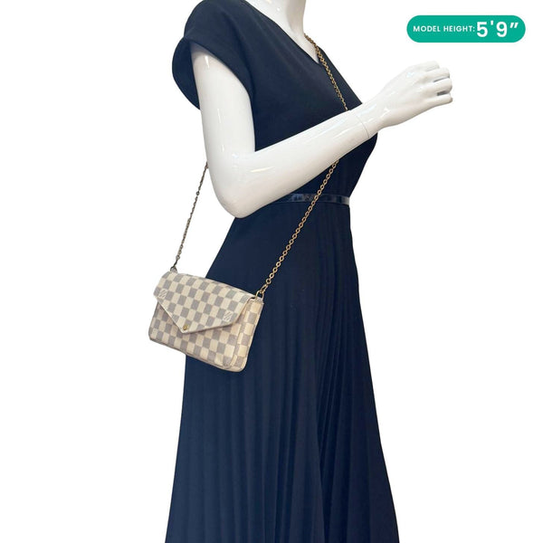 Effortless Elegance – Shop the Felicie Pochette Now