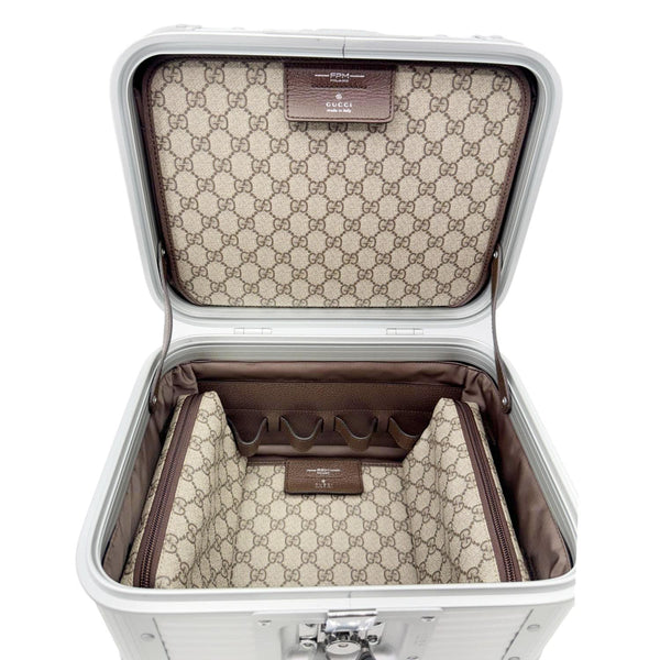 GUCCI Porter GG Supreme Monogram Vanity Case Silver 740505