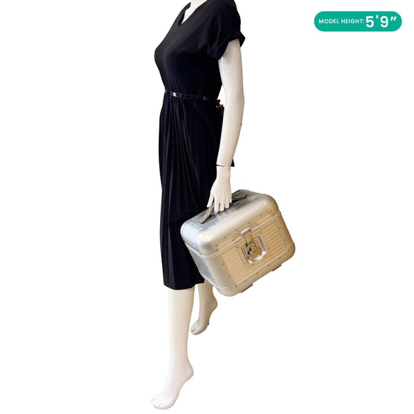 GUCCI Porter GG Supreme Monogram Vanity Case Silver 740505