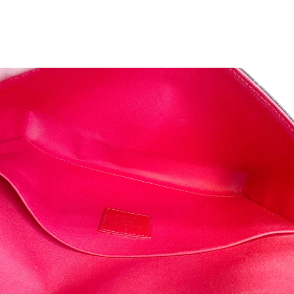 LOUIS VUITTON Felicie Pochette Monogram Vernis Crossbody Bag Red