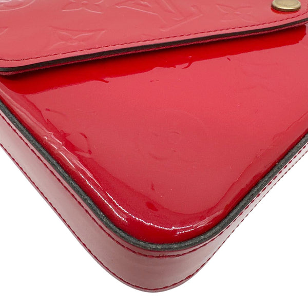 LOUIS VUITTON Felicie Pochette Monogram Vernis Crossbody Bag Red