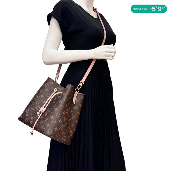 LOUIS VUITTON Neonoe MM Monogram Canvas Shoulder Bag Brown