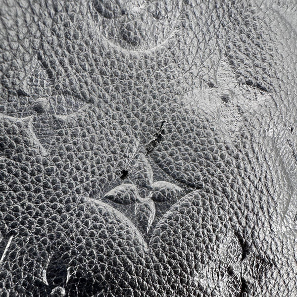 LOUIS VUITTON Artsy MM Empreinte Leather Hobo Bag Black