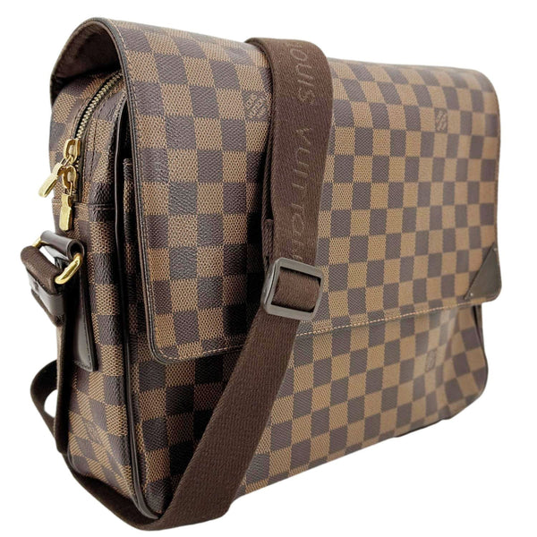 LOUIS VUITTON Shelton MM Damier Ebene Messenger Bag Brown