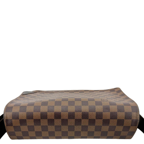 LOUIS VUITTON Shelton MM Damier Ebene Messenger Bag Brown