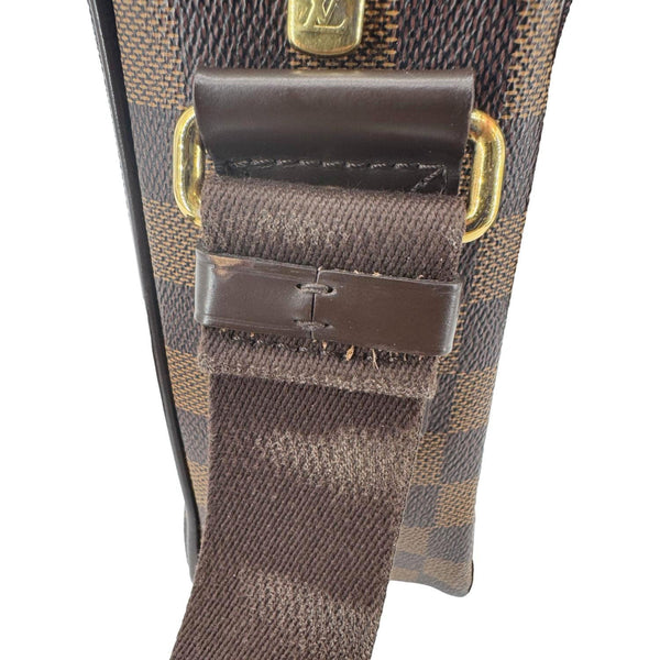 LOUIS VUITTON Shelton MM Damier Ebene Messenger Bag Brown