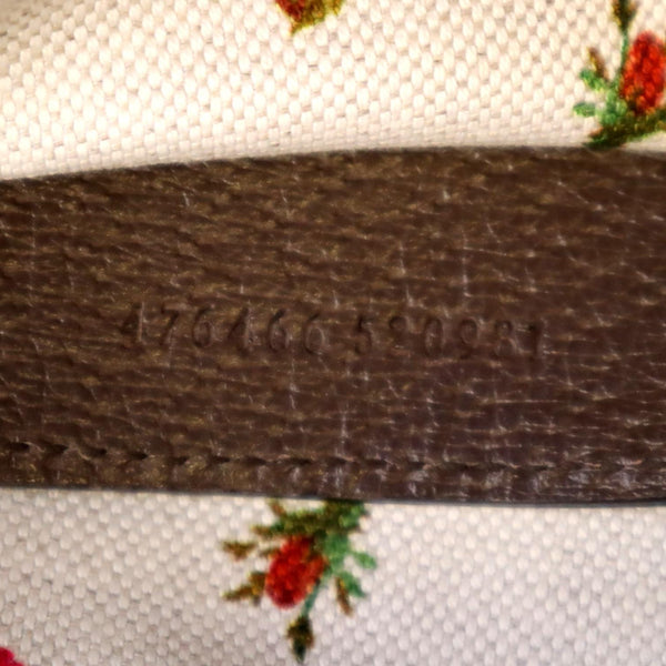 GUCCI Neo Vintage GG Supreme Canvas Messenger Bag Beige 476466