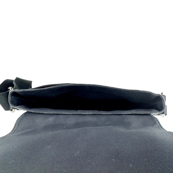LOUIS VUITTON District MM Damier Graphite Messenger Bag Black