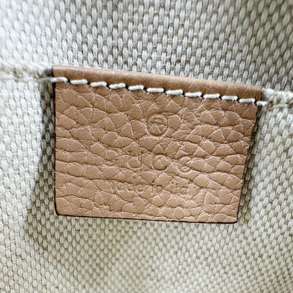 GUCCI Soho Disco Calfskin Leather Crossbody Bag Light Brown 306364