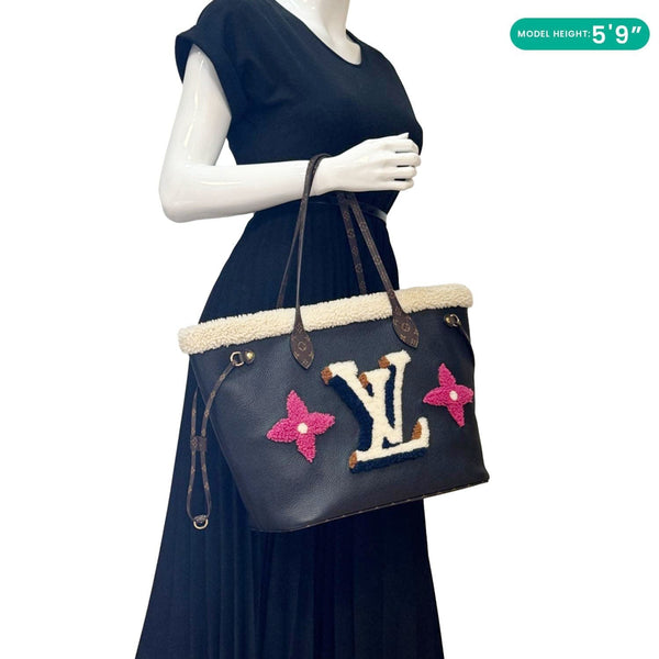 LOUIS VUITTON Neverfull MM Monogram Teddy Shearling Shoulder Bag Black
