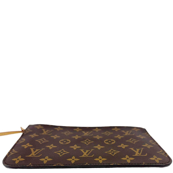 LOUIS VUITTON Neverfull Monogram Canvas Pochette Wristlet Brown