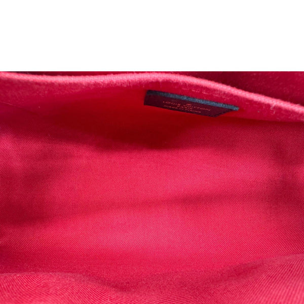 LOUIS VUITTON On-The-Go East West Monogram Canvas Chain 2way Shoulder Bag Brown