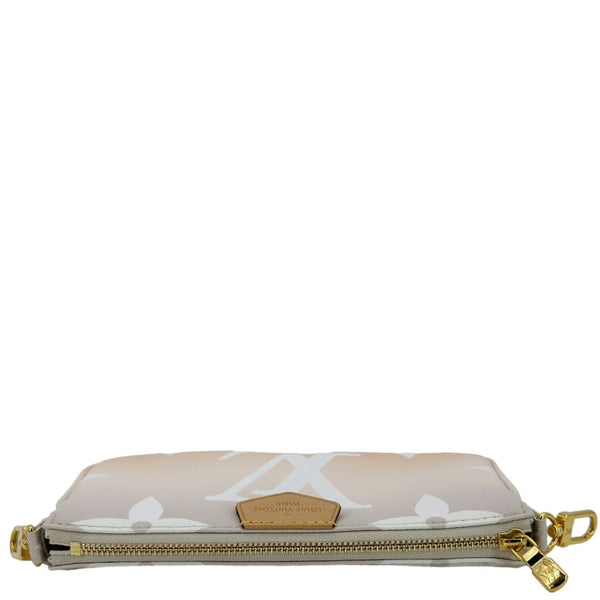 LOUIS VUITTON Multi Pochette Accessories Mini By the Pool Chain Clutch Bag Brume