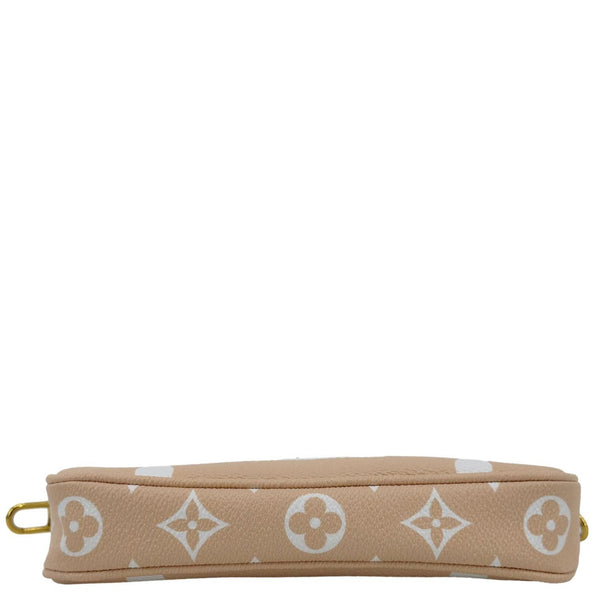 LOUIS VUITTON Multi Pochette Accessories Mini By the Pool Chain Clutch Bag Brume