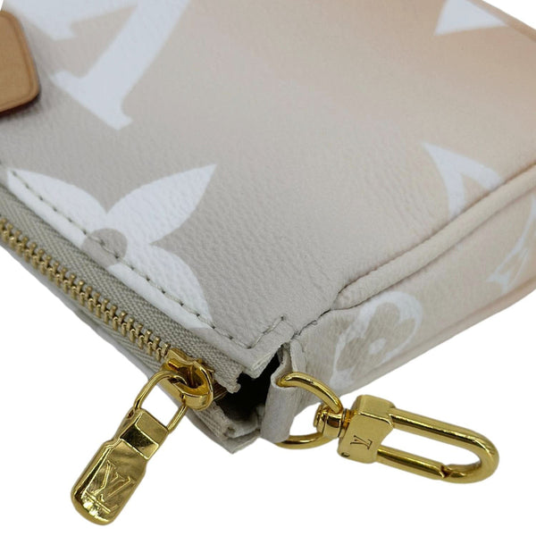 LOUIS VUITTON Multi Pochette Accessories Mini By the Pool Chain Clutch Bag Brume