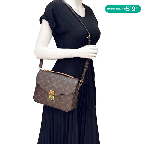 LOUIS VUITTON Metis Pochette Monogram Canvas Crossbody Bag Brown