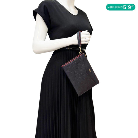 Louis Vuitton Melanie MM Monogram Pochette Bag - Model Carrying