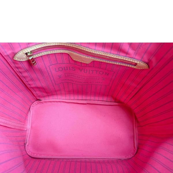 LOUIS VUITTON Neverfull MM V Monogram Canvas Tote Bag Brown