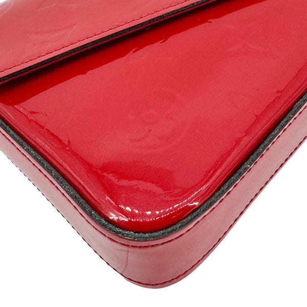LOUIS VUITTON Felicie Pochette Monogram Vernis Crossbody Bag Red