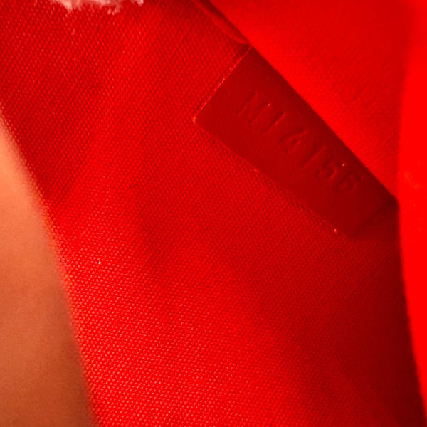 LOUIS VUITTON Felicie Pochette Monogram Vernis Crossbody Bag Red