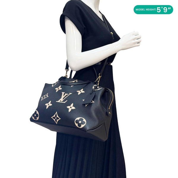 LOUIS VUITTON Petit Palais Embossed Leather Shoulder Bag Bicolor