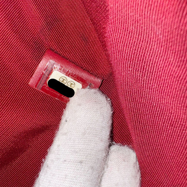 CHANEL Quilted Caviar O Clutch Cosmetic Case Red