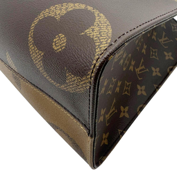 LOUIS VUITTON Onthego MM Giant Monogram Canvas Tote Shoulder Bag Brown