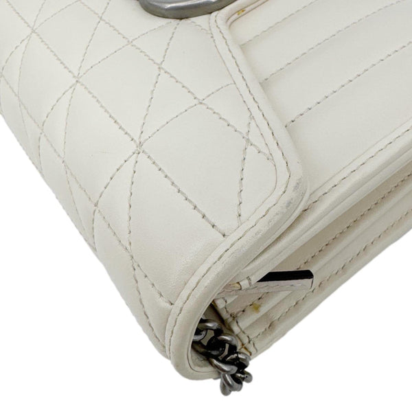 GUCCI Aria Marmont GG Calfskin Matelasse Leather Chain Wallet Mystic White 474575