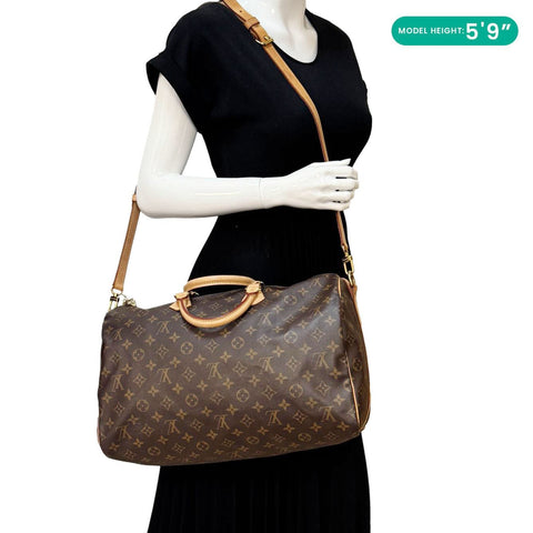 LOUIS VUITTON Speedy 40 Bandouliere Monogram Canvas Shoulder Bag Brown