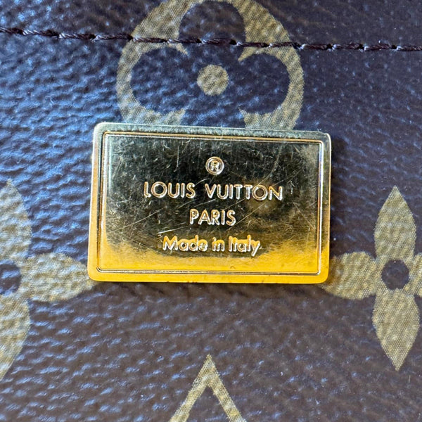 LOUIS VUITTON Venice Monogram Vernis Leather Shoulder Bag Bronze