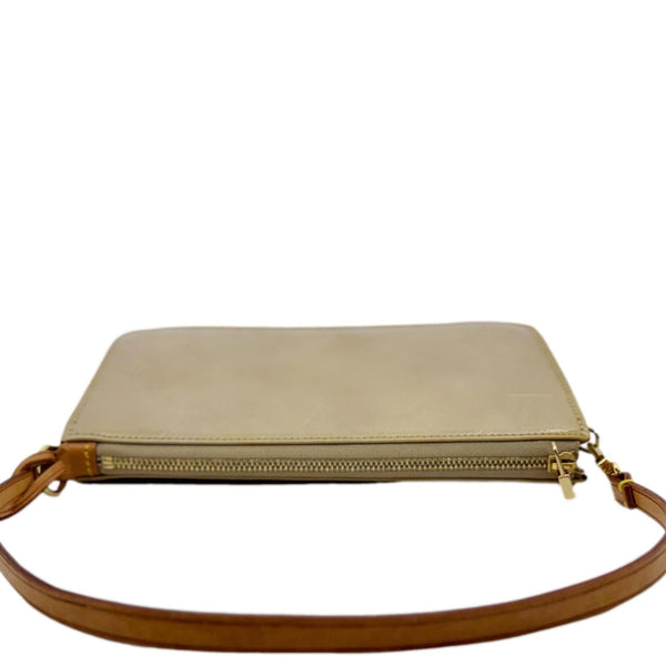 LOUIS VUITTON Lexington Pochette Monogram Vernis Pouch Bag Creme