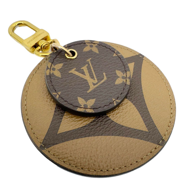 LOUIS VUITTON Reverse Monogram Canvas Round Charm Key Holder Brown