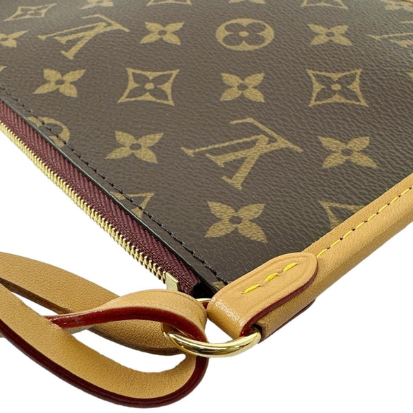 LOUIS VUITTON CarryAll MM Pochette Monogram Canvas Wristlet Brown