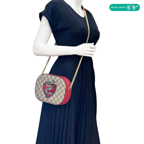 GUCCI Kingsnake Heart Mini GG Supreme Chain Crossbody Bag Red 409535