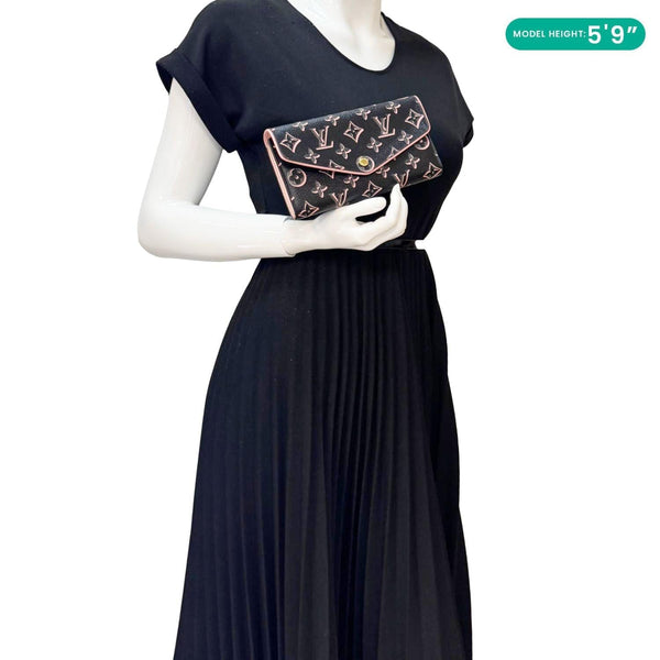 LOUIS VUITTON Sarah Fall For You Monogram Coated Canvas Wallet Black