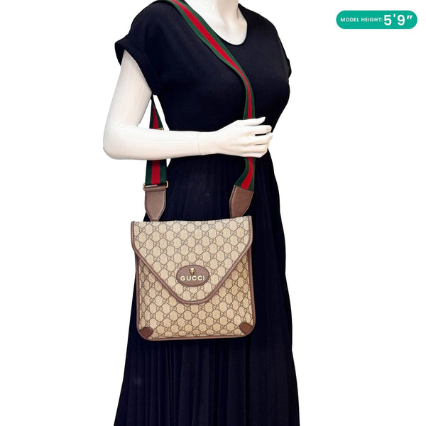 GUCCI Neo Vintage Medium GG Supreme Canvas Messenger Bag Beige 598604