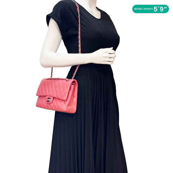 Chanel Classic Double Flap Medium Shoulder Bag Salmon Pink - Model Carrying