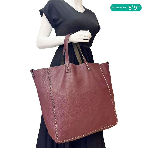 VALENTINO Rockstud Reversible Leather Tote Bag Burgundy