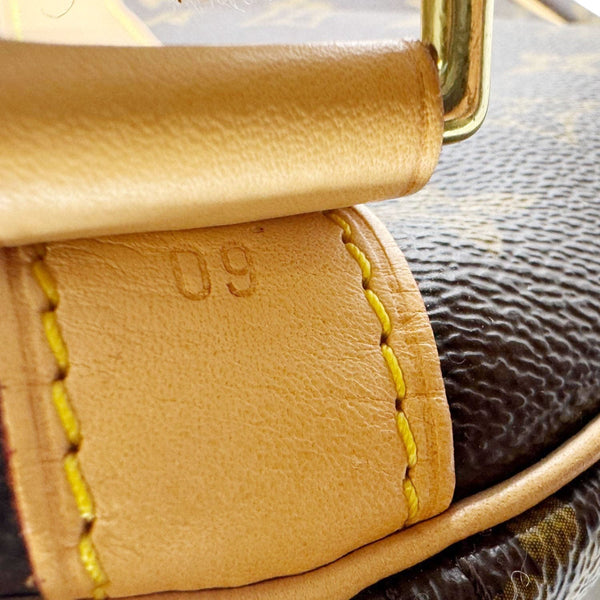 LOUIS VUITTON Keepall 60 Bandouliere Monogram Canvas Travel Bag Brown