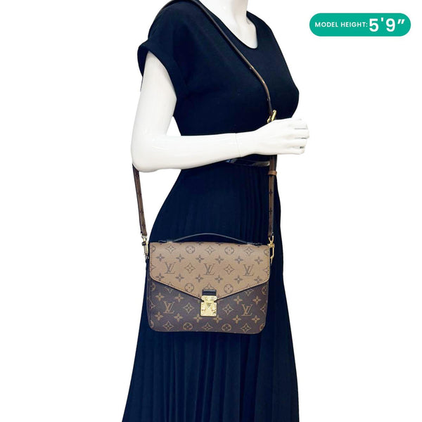 LOUIS VUITTON Metis Pochette Reverse Monogram Canvas Crossbody Bag Brown
