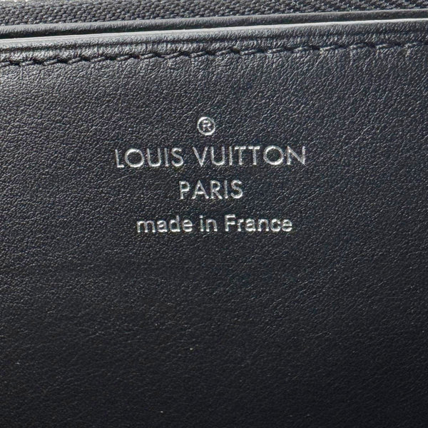 LOUIS VUITTON Mahina Perforated Leather Zippy Wallet Black