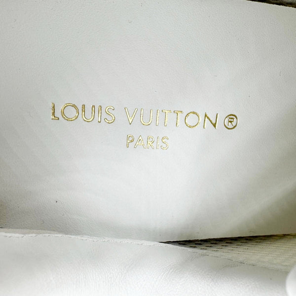 LOUIS VUITTON Run Away Calfskin Damier Azur Sneakers White Size 36.5