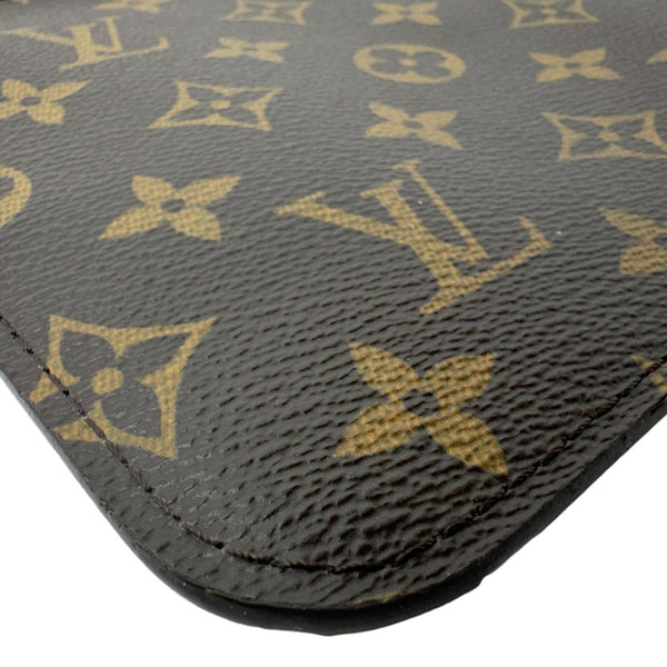 LOUIS VUITTON Neverfull Monogram Canvas Pochette Wristlet Brown