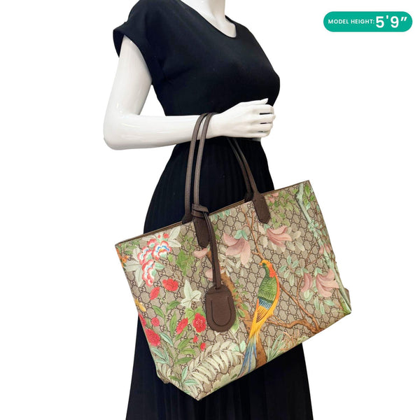 GUCCI Tian Print GG Supreme Canvas Tote Bag Beige 427015