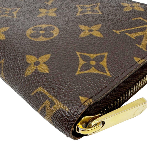 LOUIS VUITTON Monogram Canvas Zippy Wallet Brown