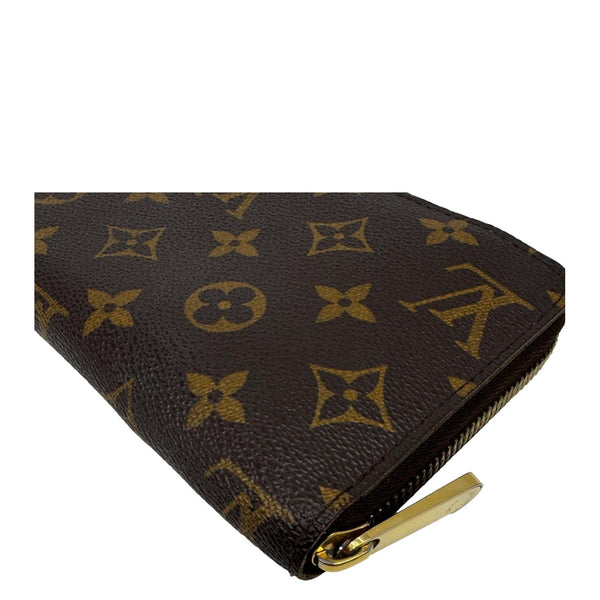 LOUIS VUITTON Monogram Canvas Zippy Wallet Brown