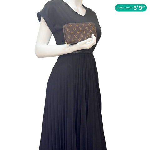 LOUIS VUITTON Monogram Canvas Zippy Wallet Brown