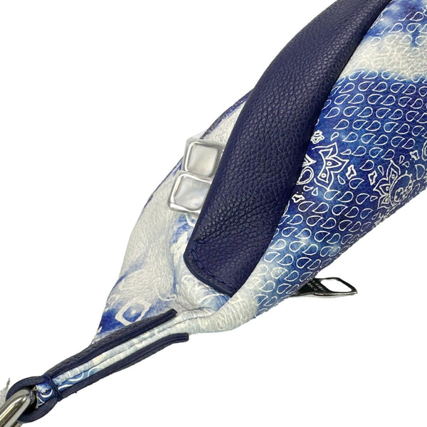LOUIS VUITTON Discovery PM Monogram Bandana Canvas Bumbag Blue
