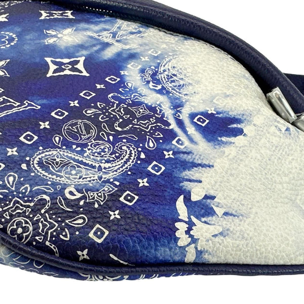 LOUIS VUITTON Discovery PM Monogram Bandana Canvas Bumbag Blue