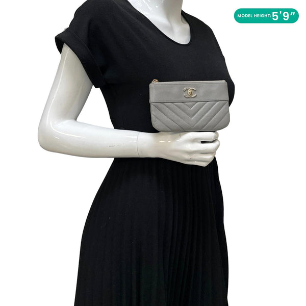 CHANEL Mademoiselle Small Vintage Leather Cosmetic Case Grey